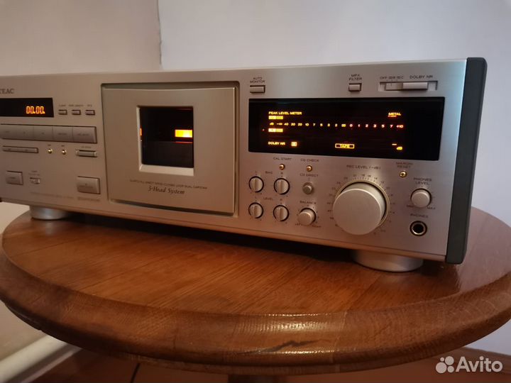 Кассетная дека teac v 7000