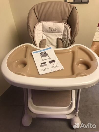 Стульчик для кормления nuovita