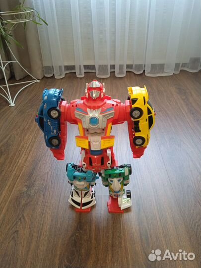 Великан- трансформер 5 в одном