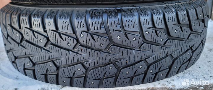 Bridgestone Blizzak Spike-01 205/70 R15