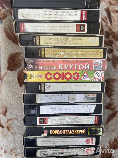 Видеокассеты +LG видеоплеер