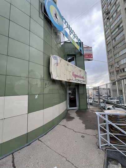 Торговая площадь, 99 м²