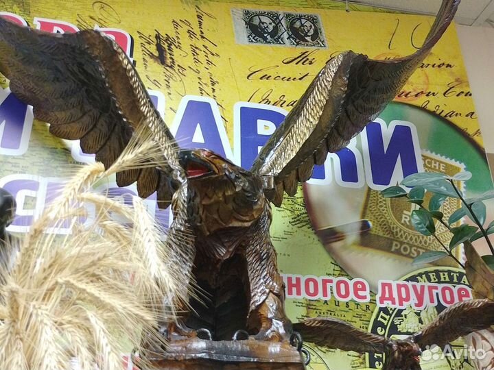 Статуэтка Орёл большой Дерево