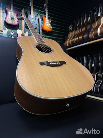 Crafter D7NC акустическая гитара массив (Новая)