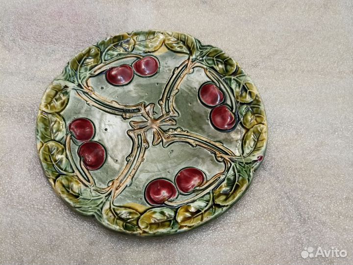 Тарелка Кузнецов