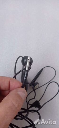 Наушники с микрофоном. Гарнитура