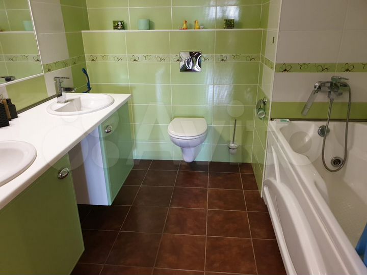 4-к. квартира, 151 м², 7/10 эт.