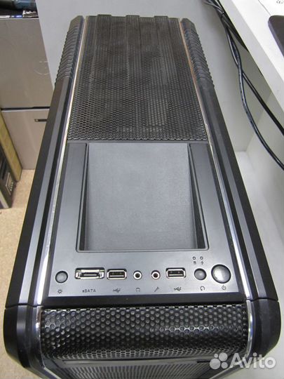 Корпус CoolerMaster CM 690 II Basic (RC-692)