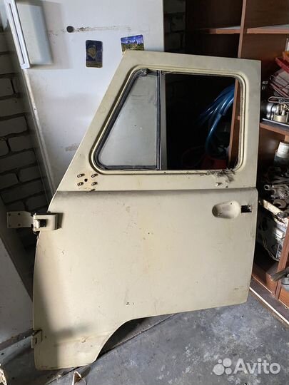 Дверь левая