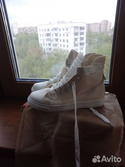 Белые кеды женские 37