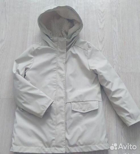 Куртка ветровка