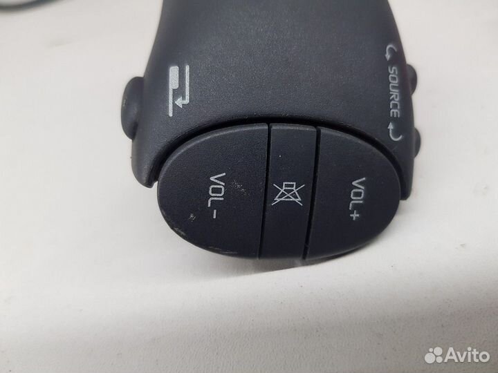 Блок кнопок на руль (Renault Symbol)