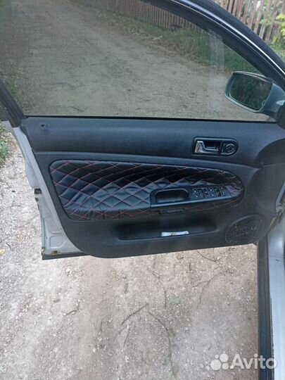 Volkswagen Passat 1.8 МТ, 1997, битый, 203 556 км