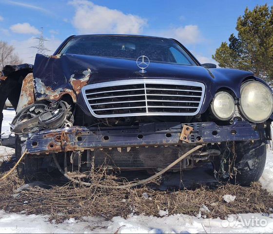 В разбор Mercedes е240