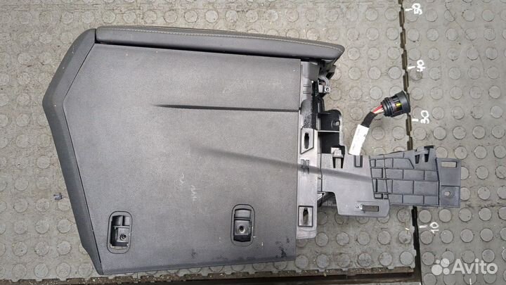 Консоль салона Peugeot 508 2018