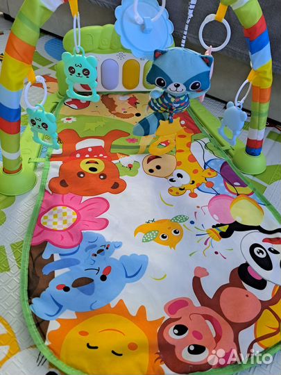 Развивающий коврик с пианино новый