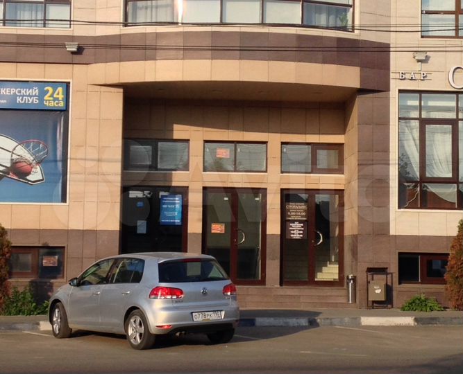 Торгово-офисная площадь с ремонтом, 220 м²