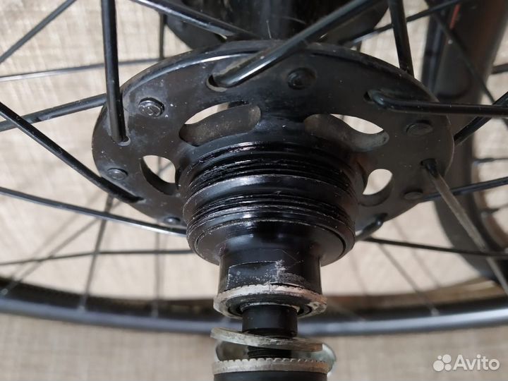 Колеса на фикс DT Swiss R470 и стрепы