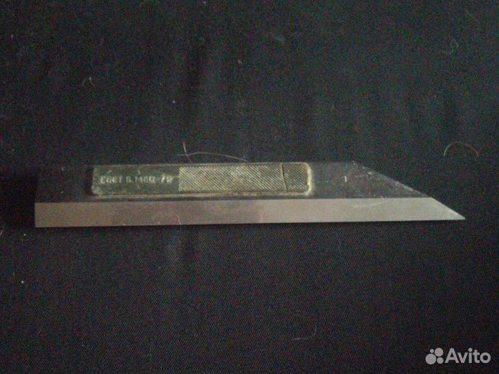 Угольник поверочные. Уровень слесарный