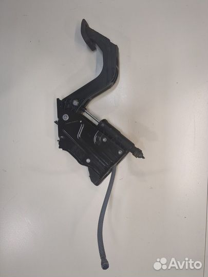 Педаль сцепления Mercedes Sprinter 2014, 2015