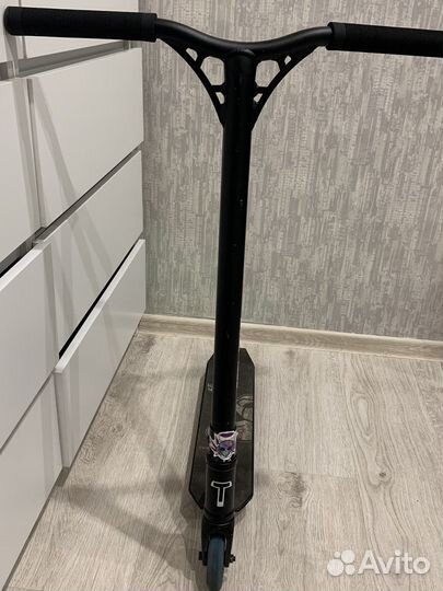 Трюковой самокат tech team