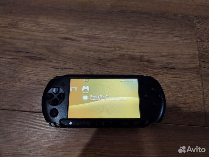 Sony PSP e1008
