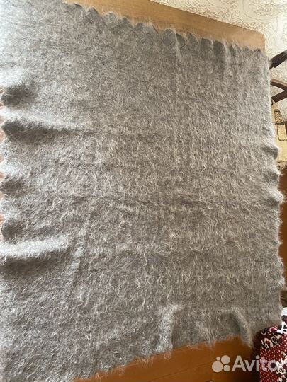 Пуховый платок новый