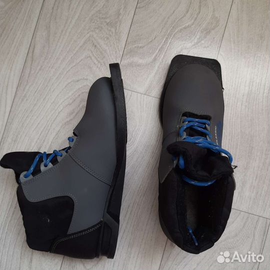Лыжи детские,ботинки 36р
