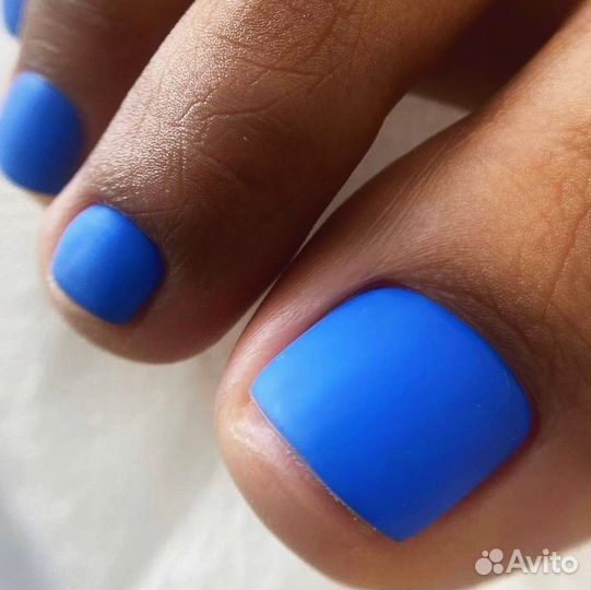 Маникюр и педикюр