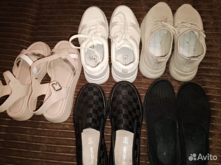 Обувь пакетом 38