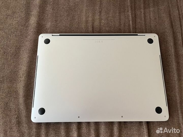 Apple MacBook Pro 13 2018 touch bar