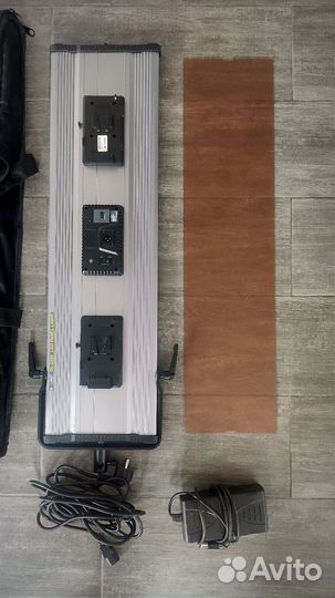 Видеосвет Boling BL-2280P 120W