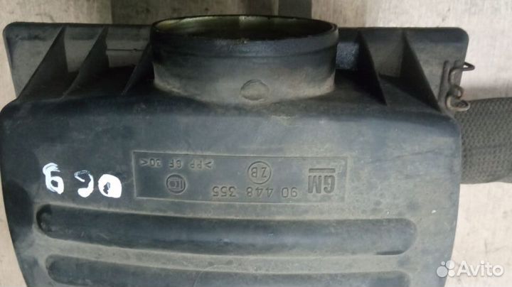 Корпус воздушного фильтра Opel Omega B X20SE