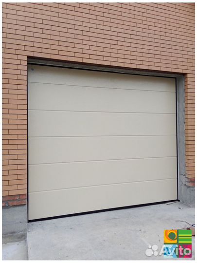 Секционные ворота alutech