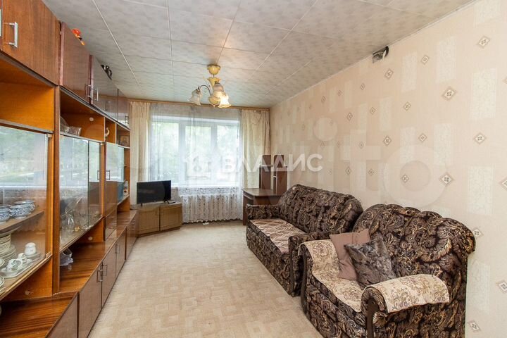 2-к. квартира, 52 м², 1/5 эт.