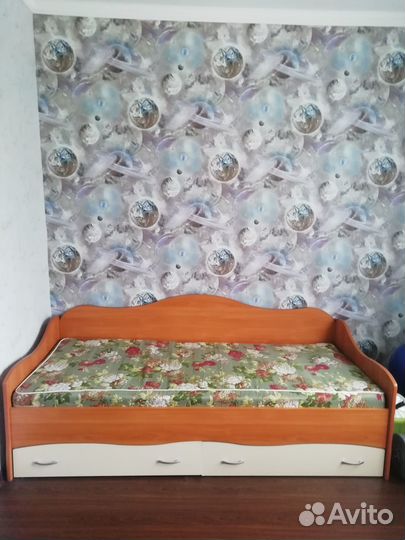 Продам детскую кроватку от 3 лет