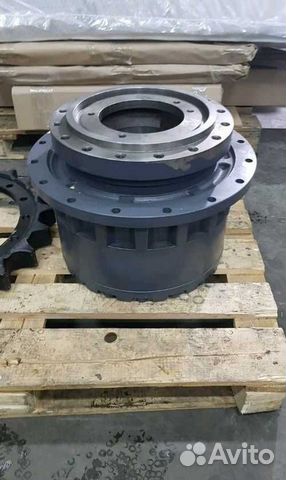 Редуктор хода CAT 319 без мотора
