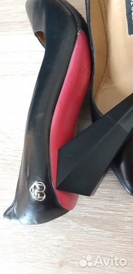 Туфли женские 38 размер Frankie Morello