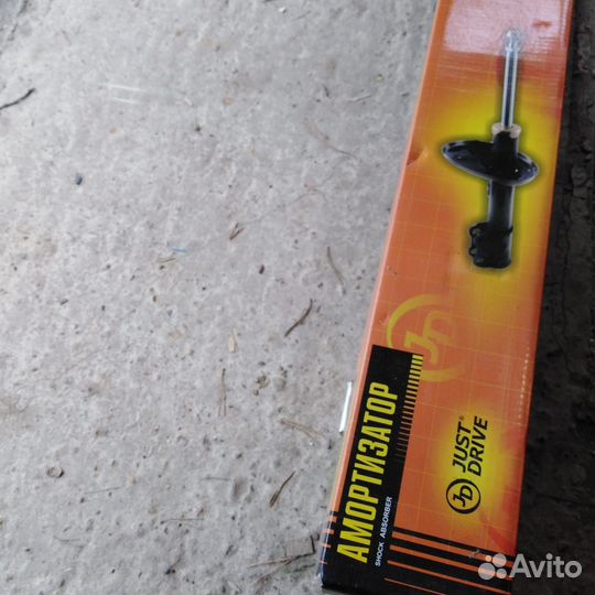 Стойка передняя Honda CR-V RD1