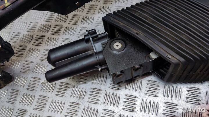 Б/У Б/У Фаркоп Электрический, состояние отличное