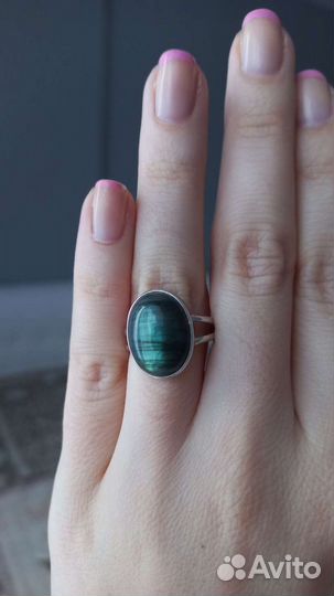 Серебряное новое кольцо с лабрадором