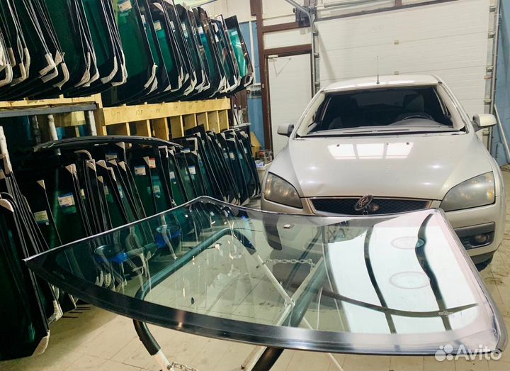 Лобовое стекло Форд Фокус с обогревом