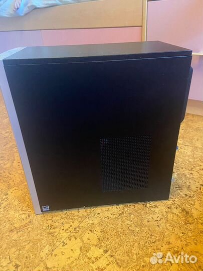Компьютер HP Pavilion Desktop PC 570