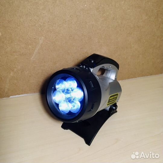Фонарь-прожектор 6V