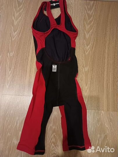 Гидрокостюм женский стартовый