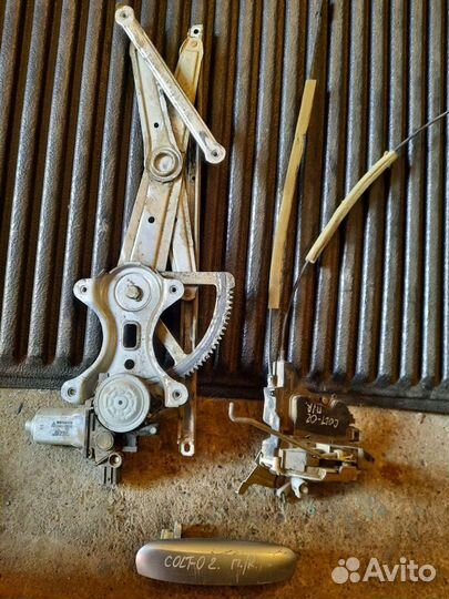 Замок Ручка Стеклоподъемник дверей Mitsubishi Colt