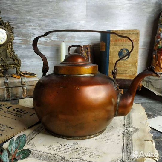 Антиквариат из Европы. Стар чайник Медь 25 см