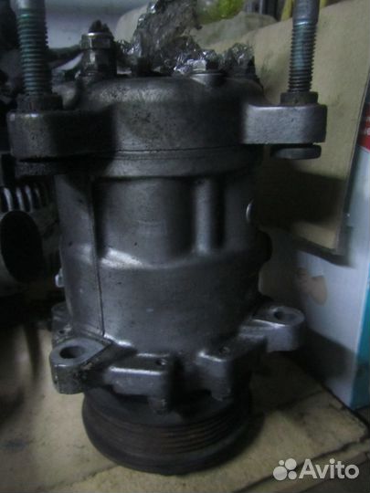 Компрессор кондиционера VW polo 3 1993-1998