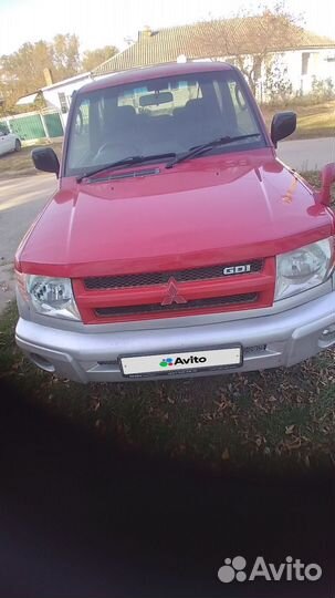 Mitsubishi Pajero iO 1.8 AT, 2000, 250 000 км