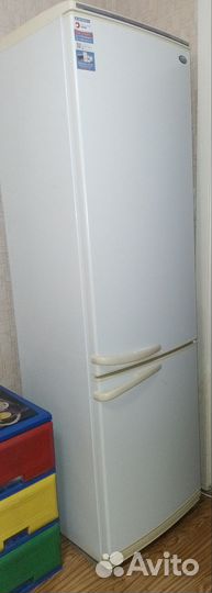 Хол- к Атлант б/у, 2 метра